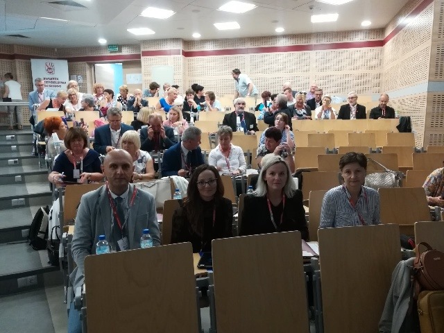 69465389_1089858774550786_2317049141529673728_n